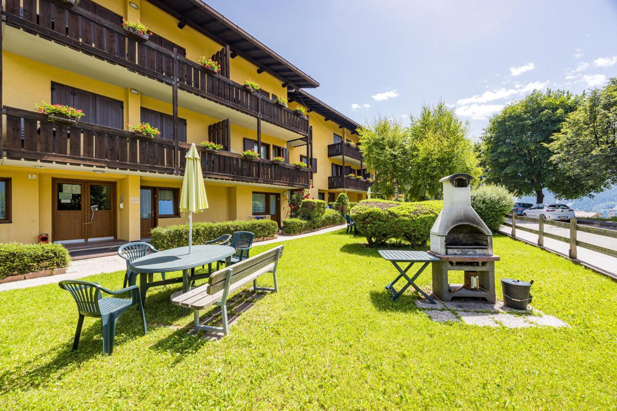 Residence Lagorai Tesero Exterior photo